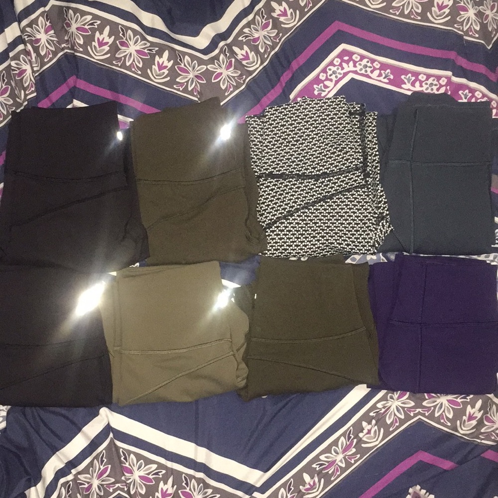 COLLECTION OF LULULEMON IN MOVEMENT LEGGINGS